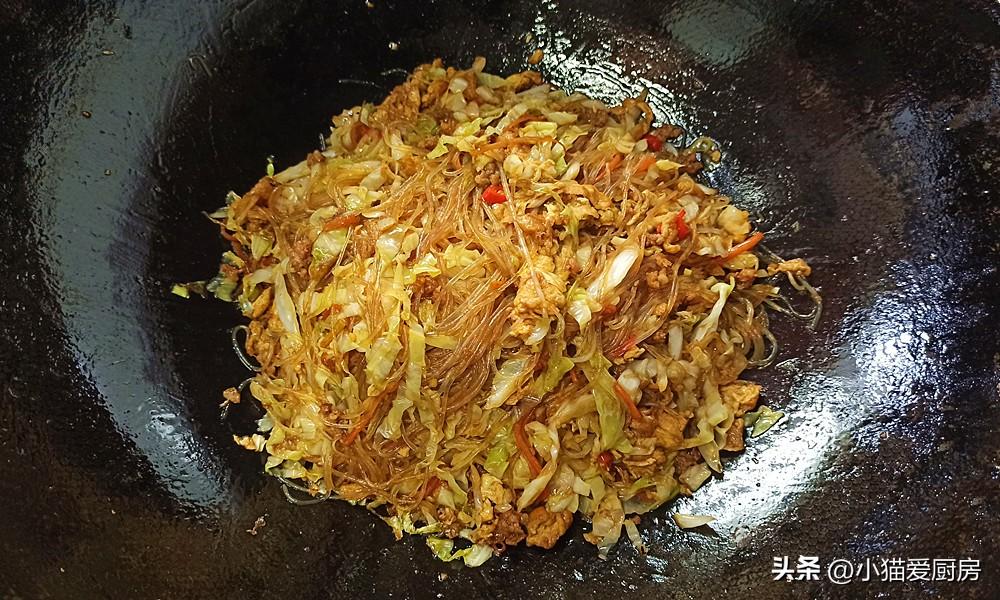 圖片[11]-【包菜炒粉絲】做法步驟圖 鮮香味美不說 而且不粘鍋還不坨-起舞食譜網