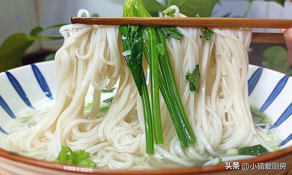 圖片[1]-【清湯面】做法步驟圖 可以試一試這個清湯面條 清香味美營養-起舞食譜網