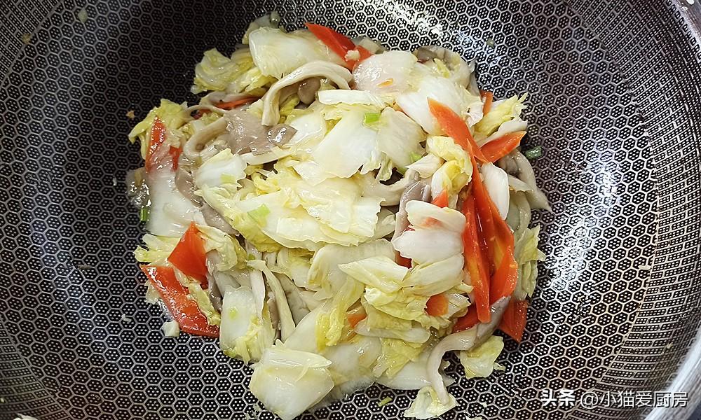 圖片[10]-【大白菜炒蘑菇】做法步驟圖 我家一周至少吃三次 比肉香-起舞食譜網(wǎng)