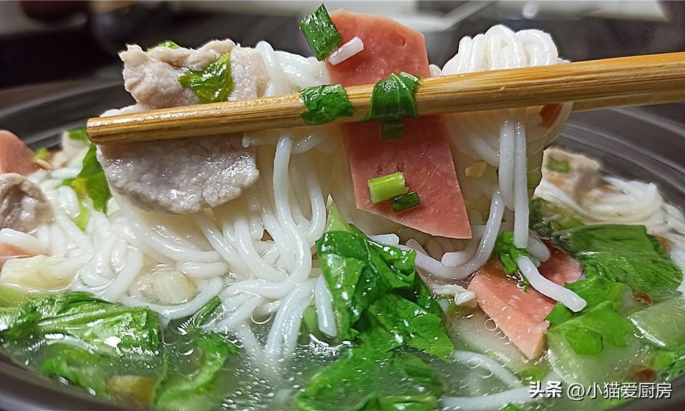 圖片[11]-【豬肉米粉】做法步驟圖 湯鮮味美 特別開胃好吃的早餐做法-起舞食譜網