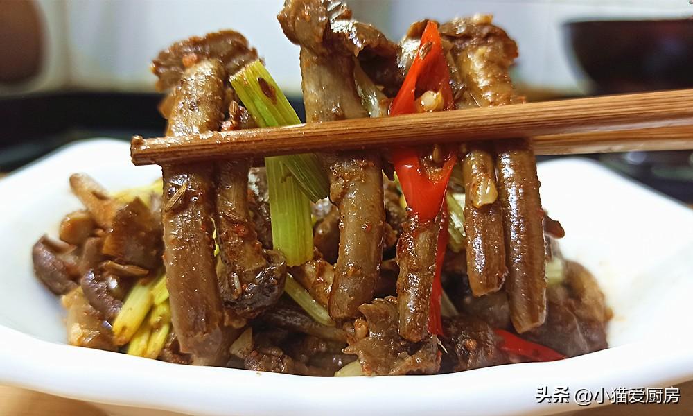 圖片[1]-【孜然滑子菇】做法步驟圖 在家做花費不到5元錢 特別好吃解饞-起舞食譜網