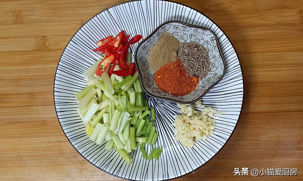 圖片[5]-【孜然滑子菇】做法步驟圖 在家做花費不到5元錢 特別好吃解饞-起舞食譜網