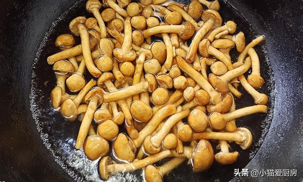 圖片[6]-【孜然滑子菇】做法步驟圖 在家做花費不到5元錢 特別好吃解饞-起舞食譜網