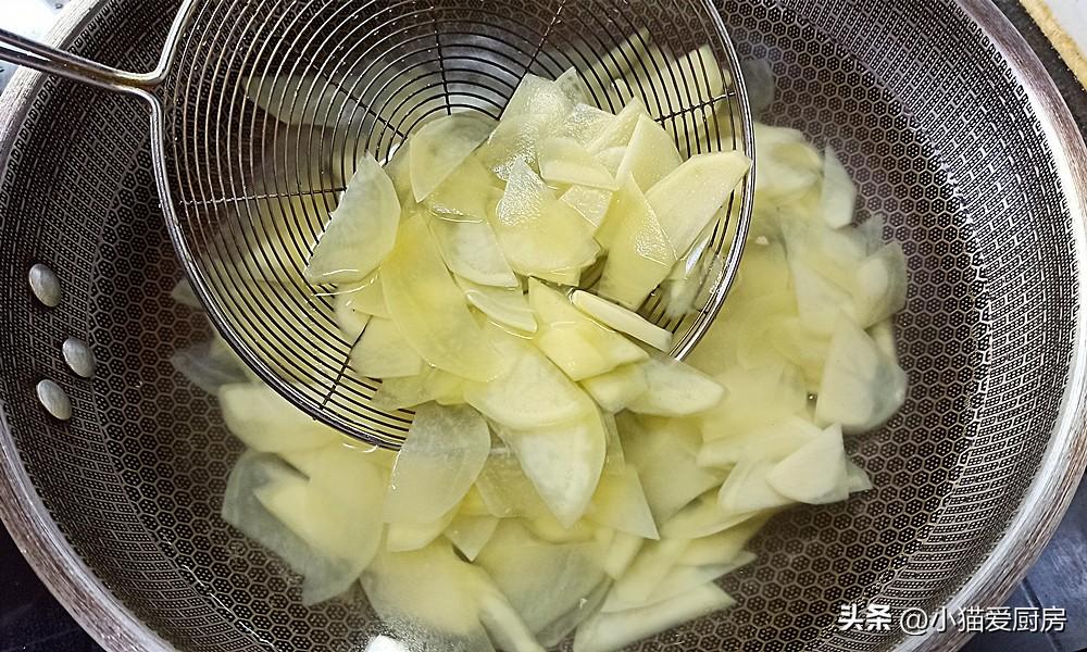 圖片[8]-【土豆片炒肉】做法步驟圖 入口咸香 開胃下飯真好吃-起舞食譜網(wǎng)