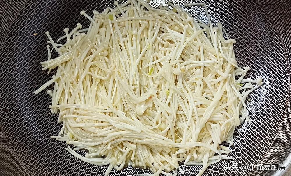 圖片[9]-【金針菇燒豆腐】做法步驟圖 味道香辣開胃 就連湯汁泡飯也好-起舞食譜網