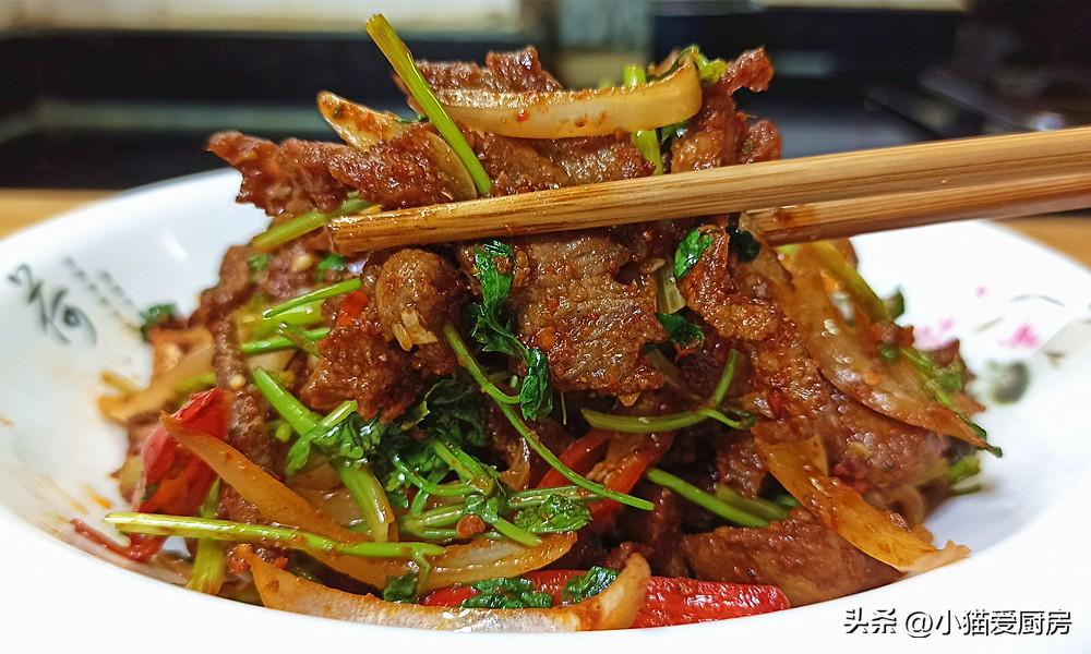 圖片[1]-【靈魂小炒肉】做法步驟圖 比燒烤還好吃 下飯下酒都相當(dāng)?shù)陌?起舞食譜網(wǎng)