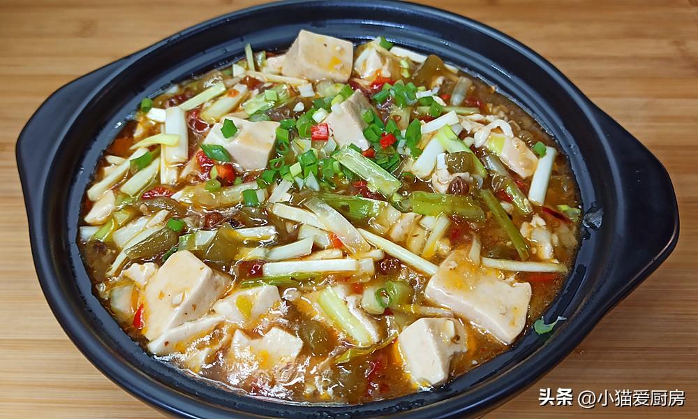 圖片[3]-【韭黃酸菜燒豆腐】做法步驟圖 入味好吃 特別開胃下飯-起舞食譜網(wǎng)