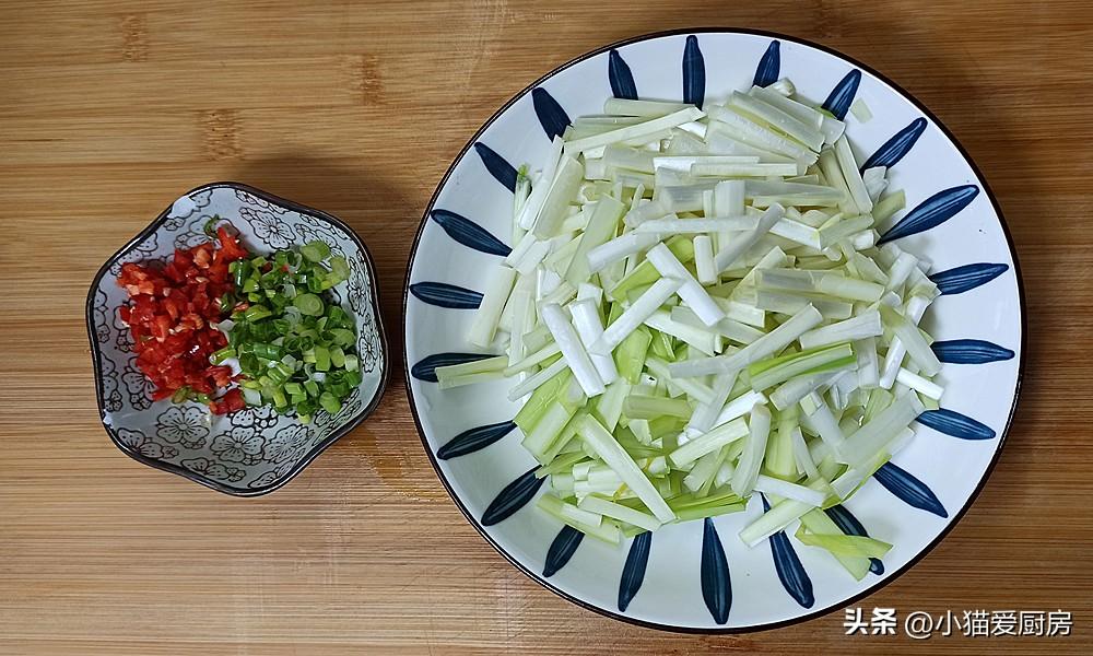 圖片[5]-【韭黃酸菜燒豆腐】做法步驟圖 入味好吃 特別開胃下飯-起舞食譜網(wǎng)