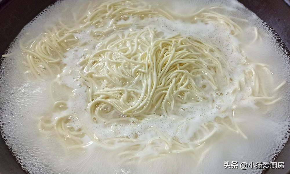 圖片[6]-【酸辣涼拌面】做法步驟圖 特別開胃 好吃到停不下來-起舞食譜網