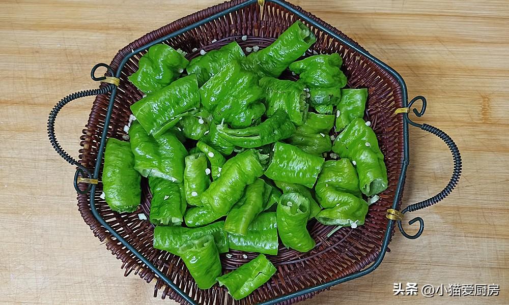 圖片[5]-【虎皮尖椒炒肉】做法步驟圖 香辣過癮 太下飯了-起舞食譜網(wǎng)