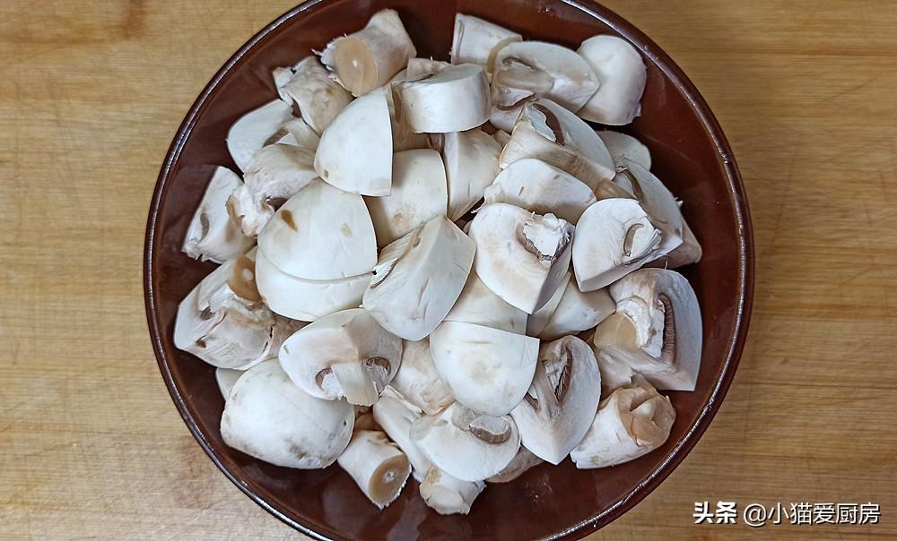 圖片[7]-【口蘑炒雞胸肉】做法步驟圖 低卡營養(yǎng) 吃完還不長肉-起舞食譜網(wǎng)