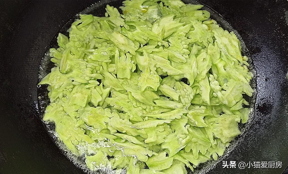 圖片[9]-【豆豉醬炒苦瓜】做法步驟圖 清香美味 開胃下飯超好吃-起舞食譜網
