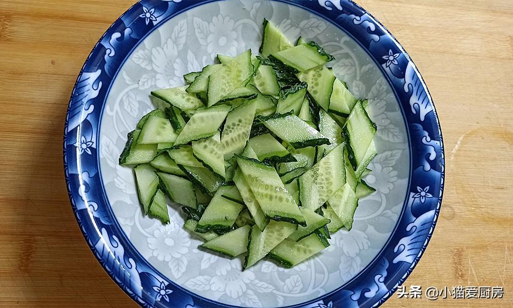 圖片[4]-【腐竹黃瓜炒肉】做法步驟圖 出鍋后香氣濃郁 是不錯的下飯菜-起舞食譜網