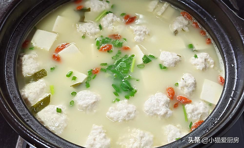 圖片[2]-【濃湯豆腐丸子煲】做法步驟圖 還沒腥味 孩子特別愛吃-起舞食譜網(wǎng)