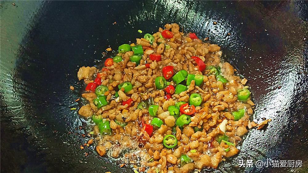 圖片[8]-【韭菜雞蛋炒肉】做法步驟圖 鮮香微辣 開胃下飯-起舞食譜網(wǎng)