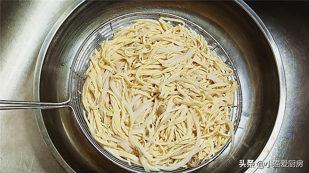圖片[8]-【家常燒豆腐皮】做法步驟圖 成菜酸辣開(kāi)胃鮮香滑燙-起舞食譜網(wǎng)