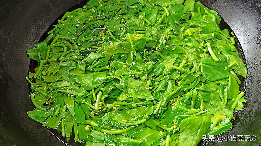 圖片[6]-【雞蛋炒油菜頭】做法步驟圖 做好后色澤金黃透綠 味道清香爽-起舞食譜網