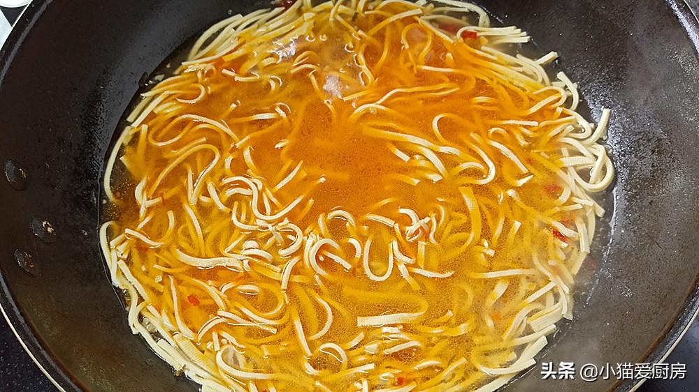 圖片[11]-【酸湯海鮮菇干豆腐絲】做法步驟圖 10分鐘做好 酸辣開胃湯汁都-起舞食譜網