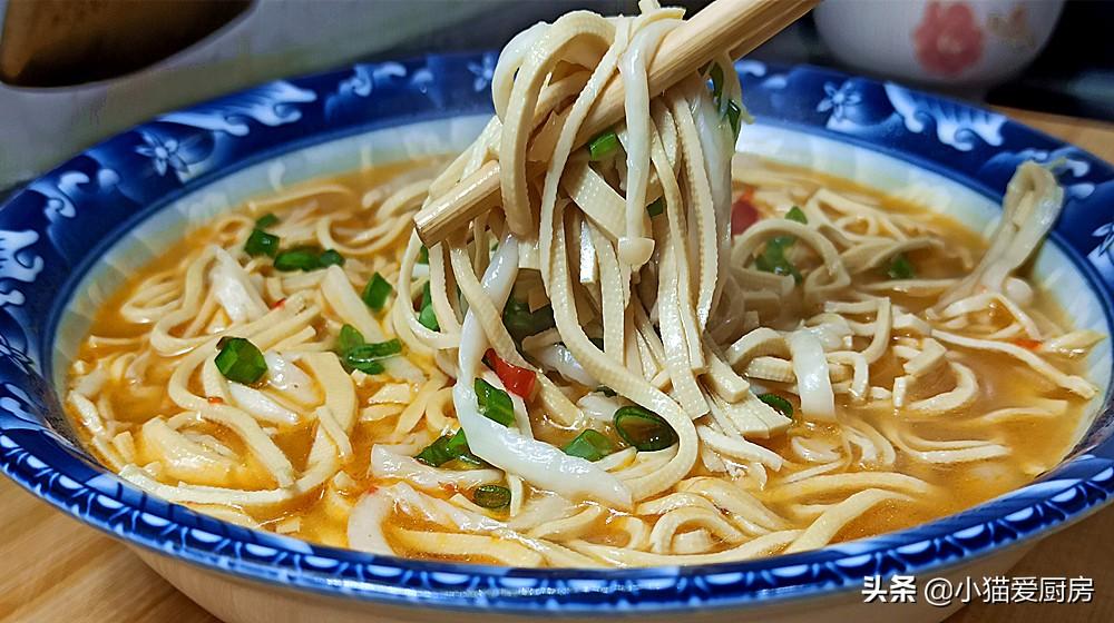 圖片[2]-【酸湯海鮮菇干豆腐絲】做法步驟圖 10分鐘做好 酸辣開胃湯汁都-起舞食譜網