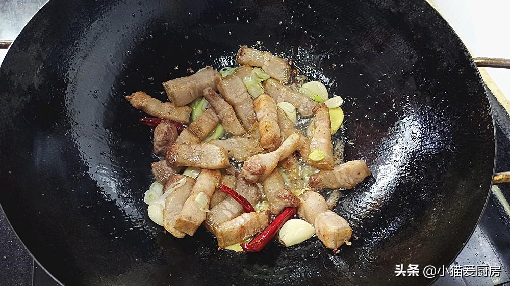 圖片[11]-【五花肉燜臘雞】做法步驟圖 味道咸香微辣 是一道風味獨特的-起舞食譜網(wǎng)