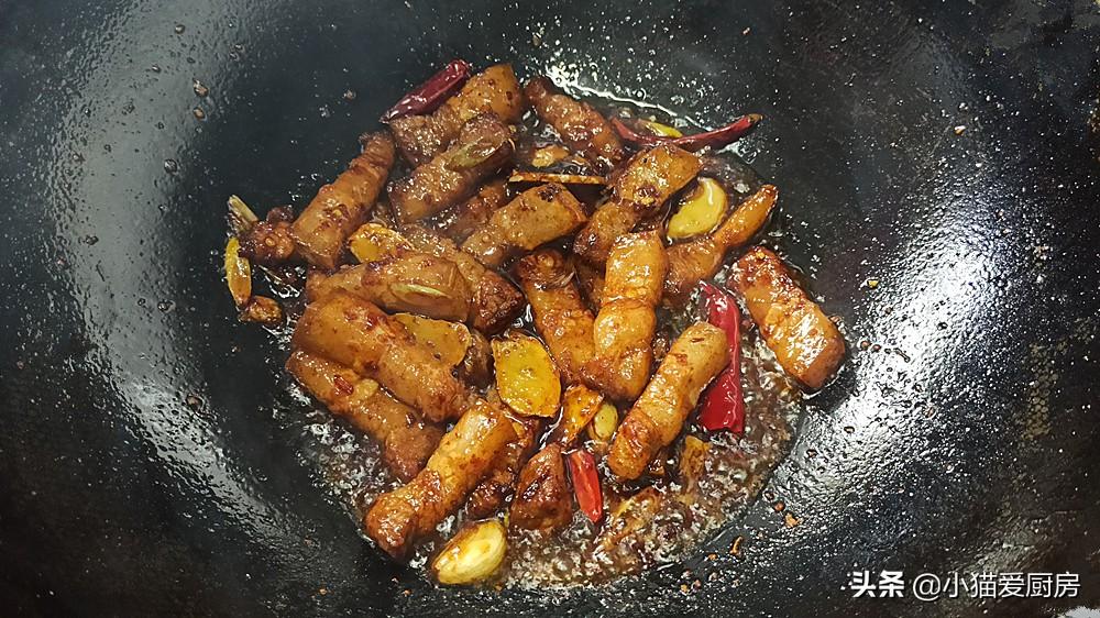 圖片[12]-【五花肉燜臘雞】做法步驟圖 味道咸香微辣 是一道風味獨特的-起舞食譜網(wǎng)