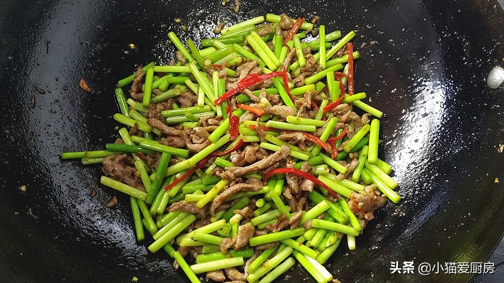 圖片[10]-【蒜苔炒肉絲】做法步驟圖 看小貓如何操作 香-起舞食譜網(wǎng)