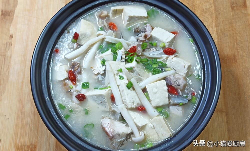 圖片[1]-【魚頭豆腐湯】做法步驟圖 沒有一點腥味 特別香-起舞食譜網(wǎng)