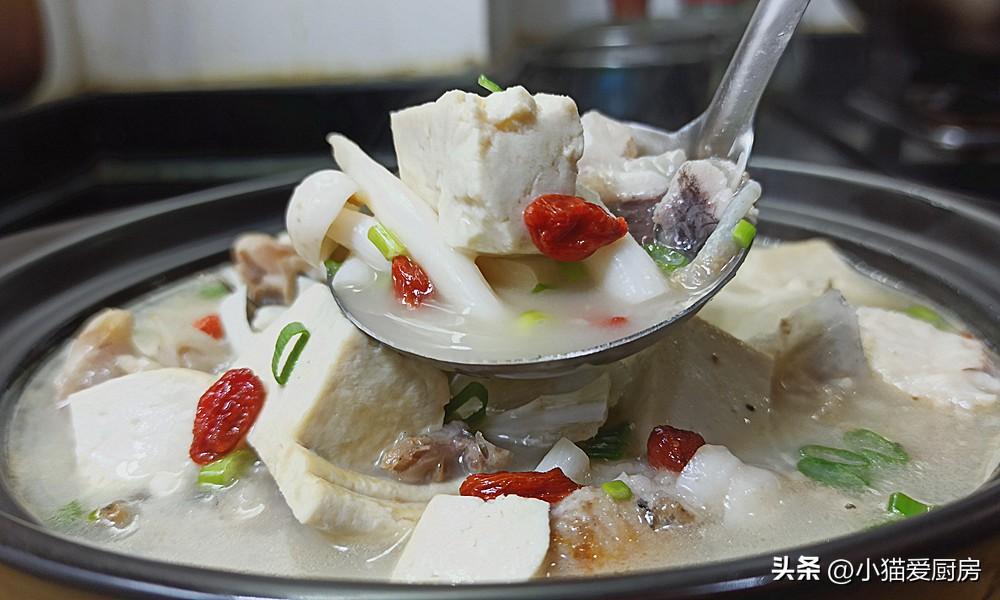 圖片[2]-【魚頭豆腐湯】做法步驟圖 沒有一點腥味 特別香-起舞食譜網(wǎng)
