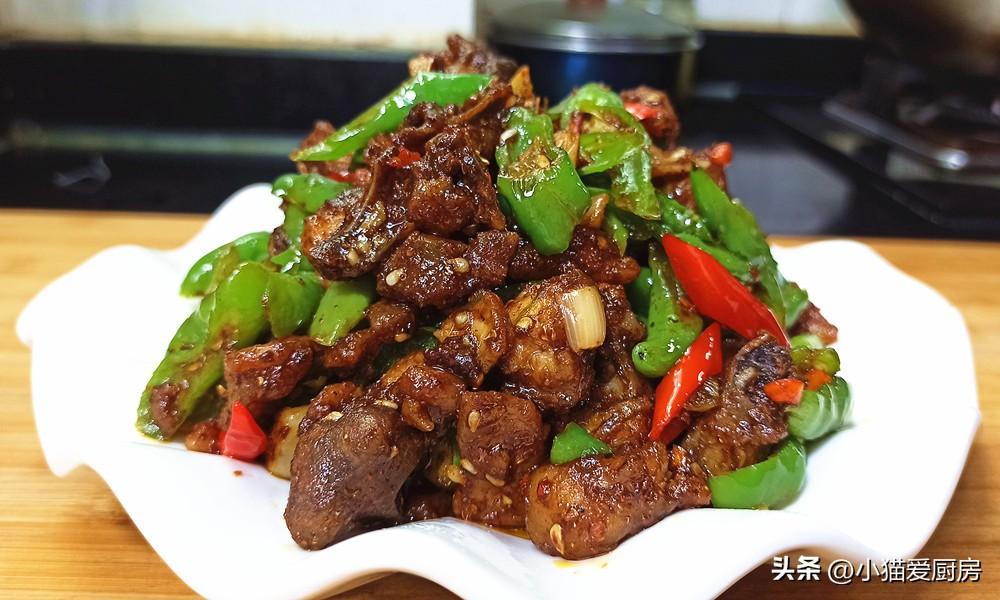 圖片[1]-【辣子燒雞】做法步驟圖 香辣入味 湯汁拌飯都可以吃2碗-起舞食譜網
