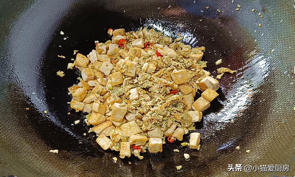 圖片[10]-【香椿芽雞蛋炒豆腐】做法步驟圖 其實(shí)加上豆腐一起炒 味道那-起舞食譜網(wǎng)