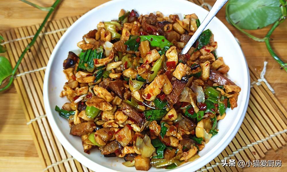 圖片[10]-【蔫蘿卜炒臘肉】做法步驟圖 放點臘肉簡單一炒 口感和味道都-起舞食譜網
