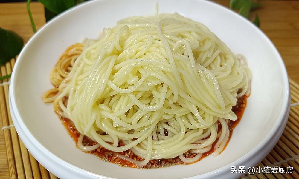 圖片[7]-【家常武漢熱干面】做法步驟圖 用料豐富 香辣好吃-起舞食譜網(wǎng)