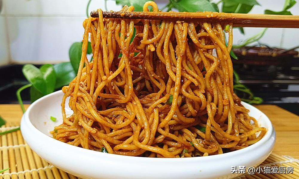圖片[8]-【家常武漢熱干面】做法步驟圖 用料豐富 香辣好吃-起舞食譜網(wǎng)