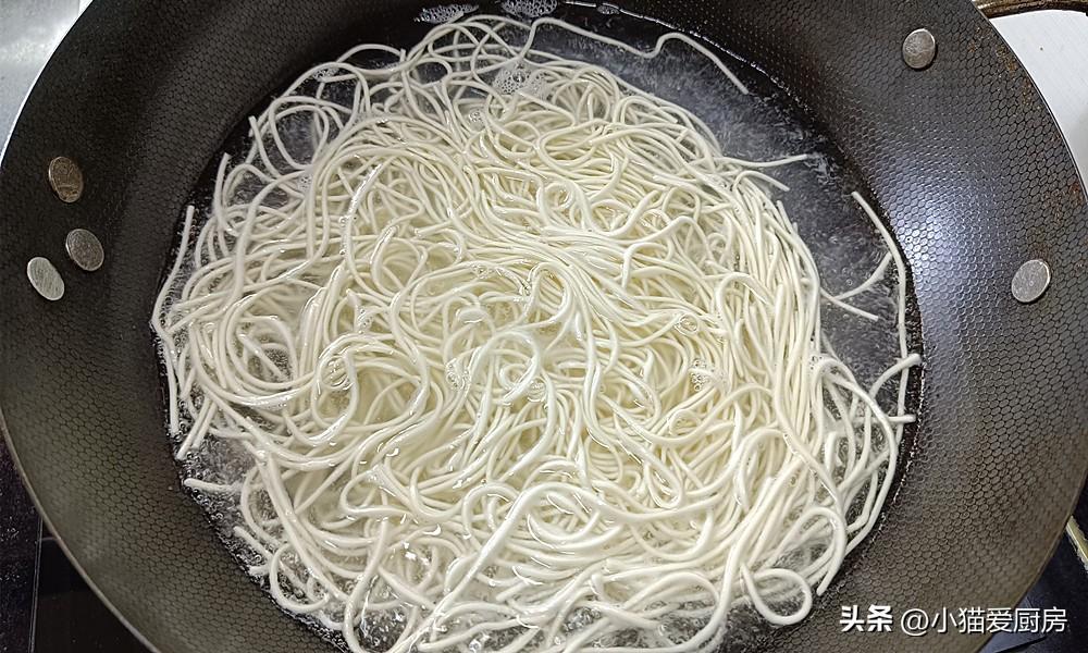 圖片[9]-【怪味涼面】做法步驟圖 麻辣新鮮、酸甜咸香-起舞食譜網(wǎng)