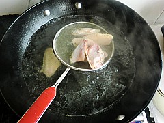 香菇燜雞翅