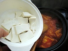 韓式火腿泡菜豆腐湯