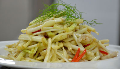 圖片[1]-白芹炒肉絲-起舞食譜網