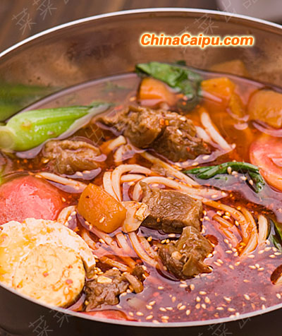 臺(tái)式香辣紅燒牛肉面