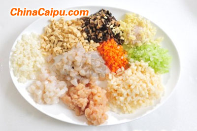 菜片雞粒炒海鮮松