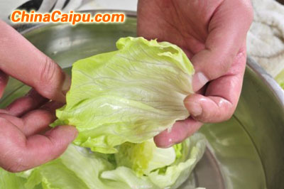 菜片雞粒炒海鮮松