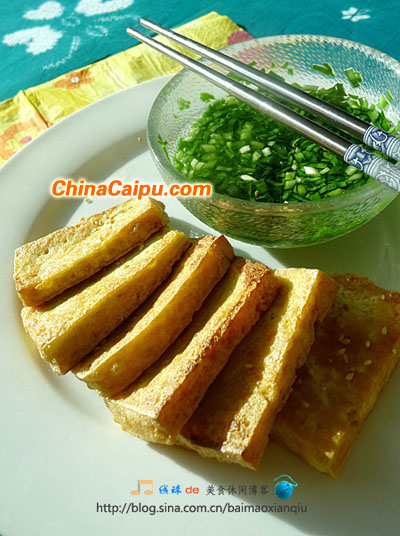 潮汕小菜：鹽水韭菜炸豆腐