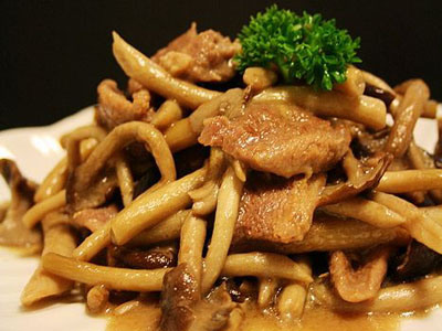 茶樹菇悶鴨肉