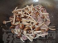 茶樹菇悶鴨肉