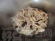 茶樹菇悶鴨肉