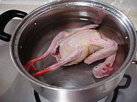 絲瓜滾乳鴿湯